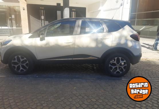Autos - Renault Captur 2019 Intens 2019 Nafta 120000Km - En Venta