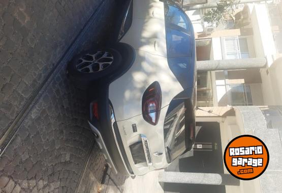 Autos - Renault Captur 2019 Intens 2019 Nafta 120000Km - En Venta