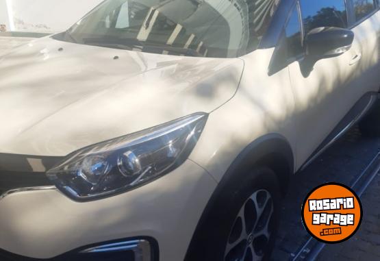 Autos - Renault Captur 2019 Intens 2019 Nafta 120000Km - En Venta