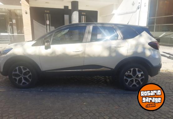 Autos - Renault Captur 2019 Intens 2019 Nafta 120000Km - En Venta