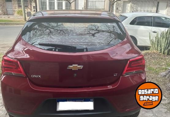 Autos - Chevrolet Onix 2017 Nafta 110000Km - En Venta