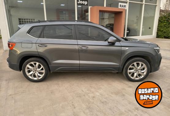 Autos - Volkswagen Taos Confortline 2023 Nafta 73000Km - En Venta