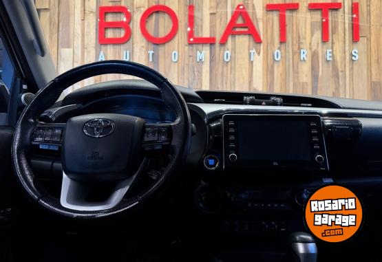 Camionetas - Toyota Hilux 2.8 Dc 4X4 Tdi Srx 2023 Diesel 90000Km - En Venta
