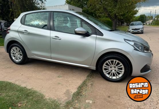 Autos - Peugeot 308 2016 Nafta 135000Km - En Venta