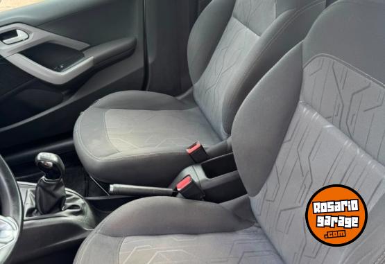 Autos - Peugeot 308 2016 Nafta 135000Km - En Venta