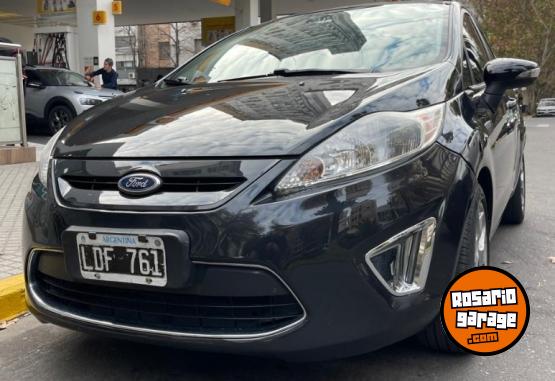 Autos - Ford Fiesta Titanium Kinetic 2012 Nafta 154000Km - En Venta