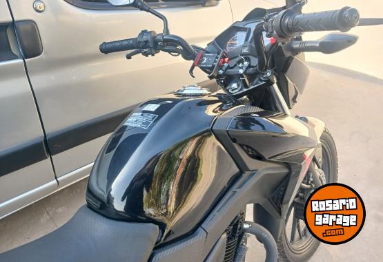 Motos - Honda Cb twister 2025 Nafta 5000Km - En Venta