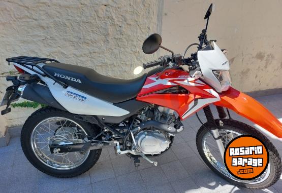 Motos - Honda XR 150 2023 Nafta 3800Km - En Venta