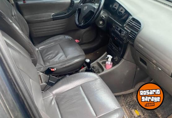 Autos - Chevrolet Zafira 2006 Nafta 240000Km - En Venta