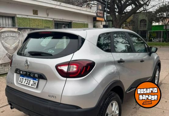 Autos - Renault Captur 1.6 Life 2019 Nafta 74000Km - En Venta