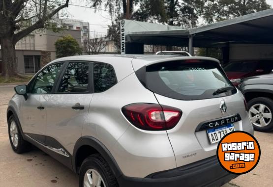 Autos - Renault Captur 1.6 Life 2019 Nafta 74000Km - En Venta