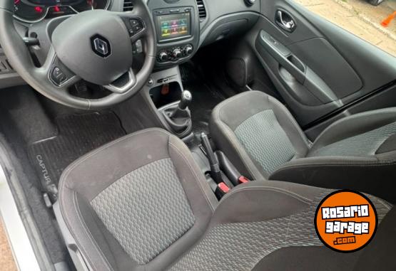 Autos - Renault Captur 1.6 Life 2019 Nafta 74000Km - En Venta