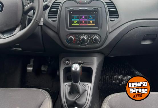 Autos - Renault Captur 1.6 Life 2019 Nafta 74000Km - En Venta