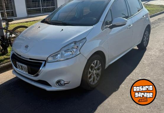 Autos - Peugeot 208 Allure 1.6 aspirado 2014 Nafta 150000Km - En Venta