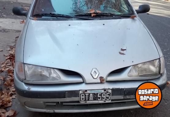 Autos - Renault Megane 1998 Nafta 265000Km - En Venta