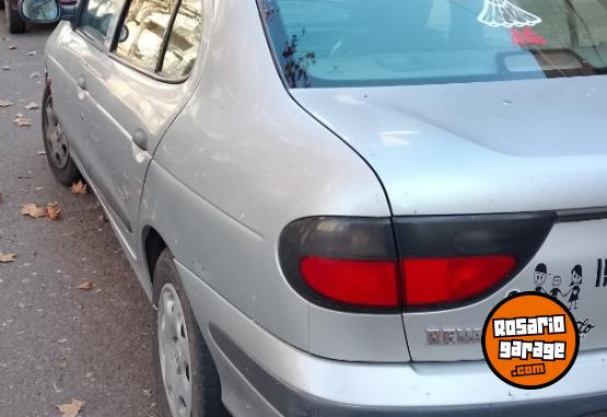 Autos - Renault Megane 1998 Nafta 265000Km - En Venta