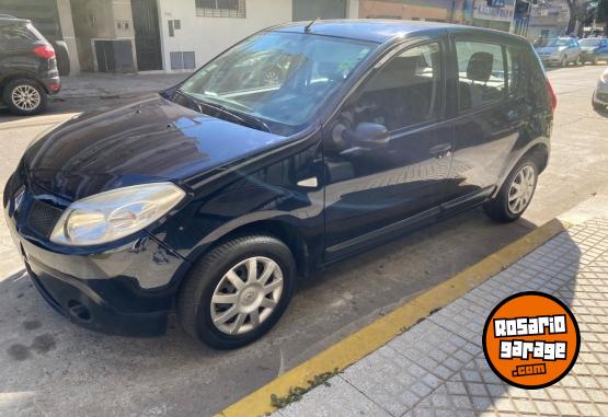 Autos - Renault Sandero 2009 GNC 213000Km - En Venta