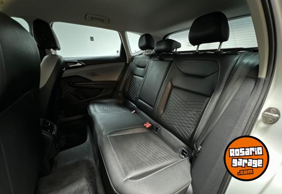 Autos - Volkswagen TAOS COMFORTLINE 250 TSI 2023 Nafta 40764Km - En Venta