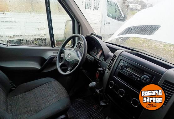 Utilitarios - Mercedes Benz Sprinter 515 CDI 2018 Diesel 562000Km - En Venta