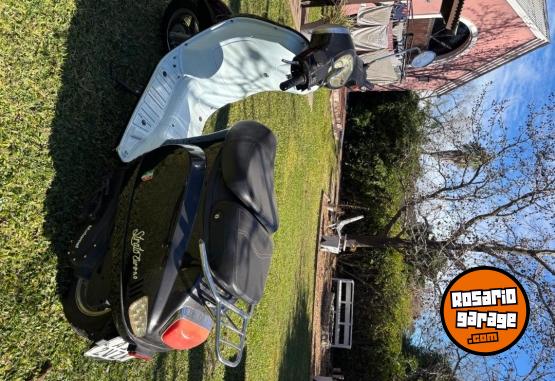 Motos - Motomel Strato euro 150 2019 Nafta 18000Km - En Venta
