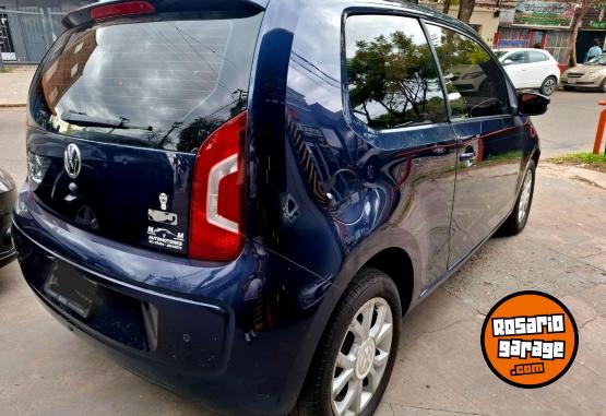 Autos - Volkswagen Up 1.0 High 2015 Nafta 110000Km - En Venta