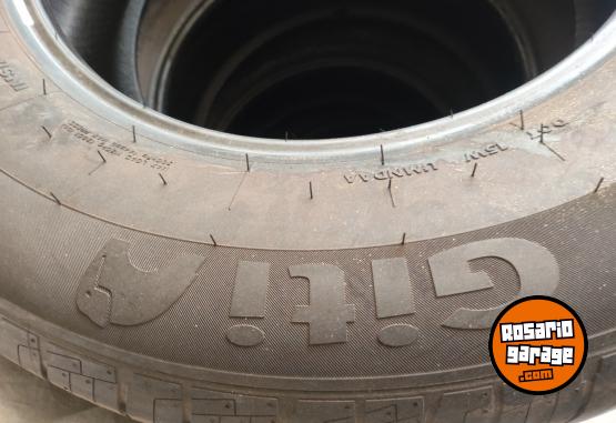 Accesorios para Autos - Cubiertas - En Venta