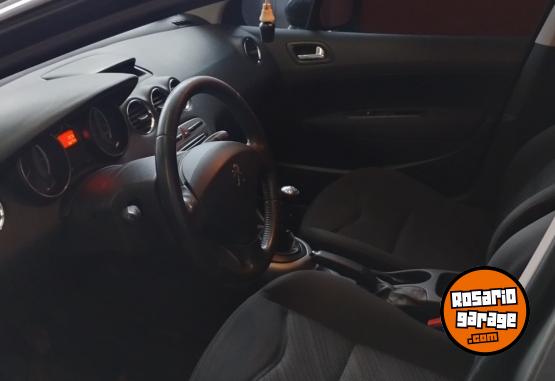 Autos - Peugeot 308 Active 2013 Nafta 161000Km - En Venta