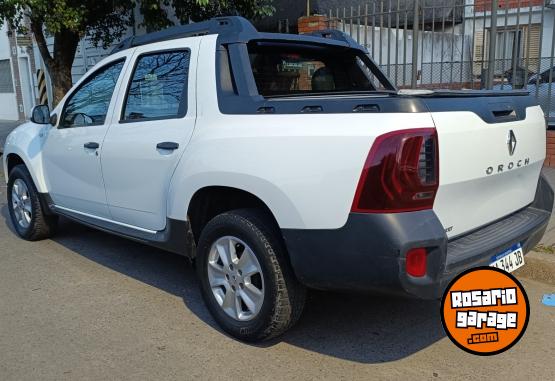 Camionetas - Renault Oroch 2016 Nafta 100000Km - En Venta