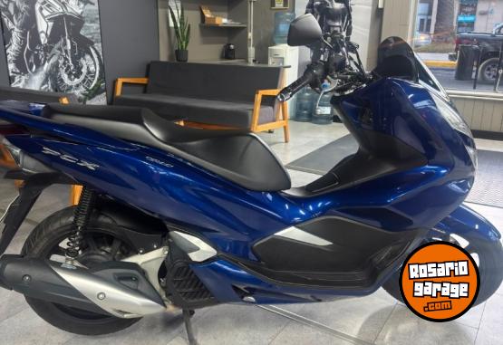 Motos - Honda PCX 150 2020 Nafta 17696Km - En Venta