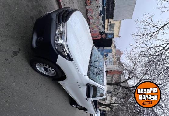 Camionetas - Toyota Hilux 2025 Diesel 84Km - En Venta