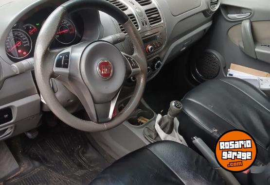 Autos - Fiat Gran Siena 2016 GNC 183000Km - En Venta