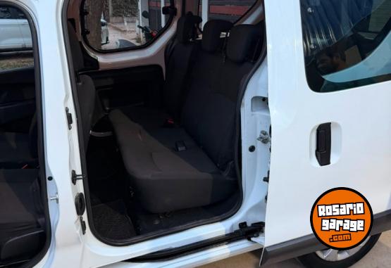 Autos - Renault Kangoo 1.6 5as 5p 2021 Nafta 121400Km - En Venta