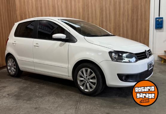 Autos - Volkswagen Fox highline 2010 GNC 133000Km - En Venta