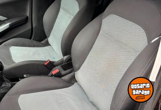 Autos - Peugeot 208 207 308 307 2014 GNC 180000Km - En Venta