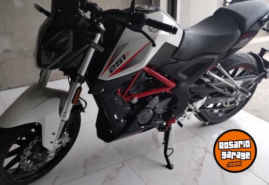 Motos - Benelli Tnt251 2024 Nafta 1600Km - En Venta