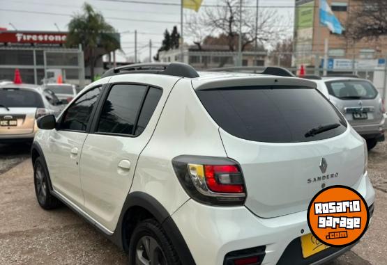 Autos - Renault Sandero stepway rip curl 2016 GNC 121000Km - En Venta