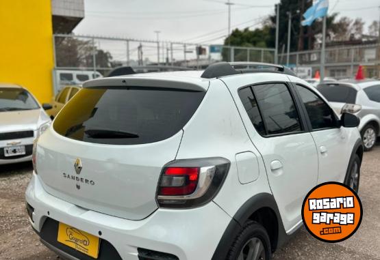 Autos - Renault Sandero stepway rip curl 2016 GNC 121000Km - En Venta
