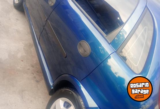 Autos - Chevrolet Corsa 2 2003 GNC 240000Km - En Venta