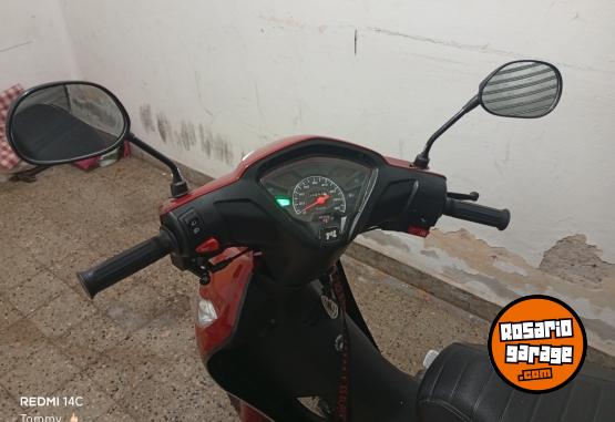 Motos - Motomel Blitz 2024 Nafta 4000Km - En Venta
