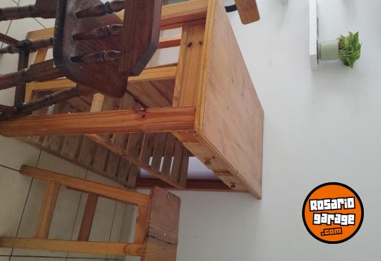 Hogar - Vendo barra de madera de pino + 3 banquetas. - En Venta