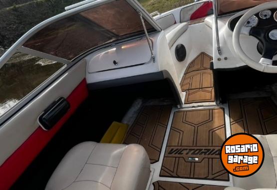 Embarcaciones - Lancha Victoria Key West 4.9 full wakeboard Mercury 115 4t EFI - En Venta