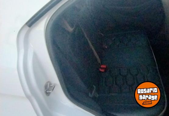 Autos - Ford Ka 2017 Nafta 74000Km - En Venta