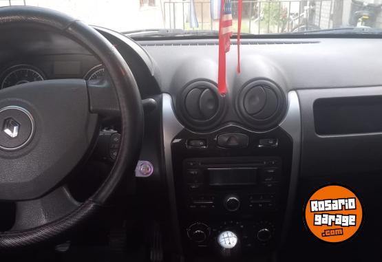 Autos - Renault Logan 2012 GNC 220000Km - En Venta