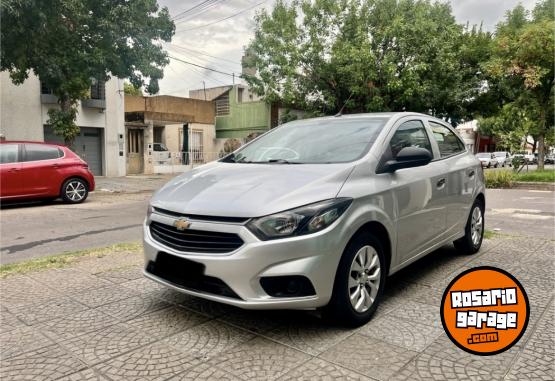 Autos - Chevrolet onix 2017 Nafta 100000Km - En Venta