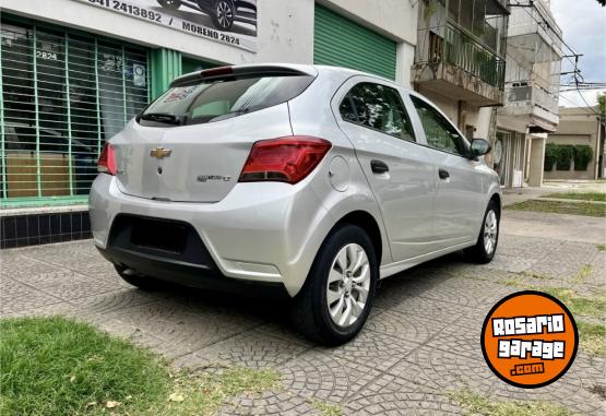 Autos - Chevrolet onix 2017 Nafta 100000Km - En Venta