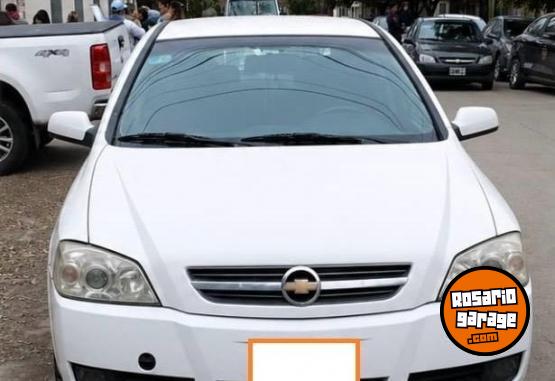Autos - Chevrolet Astra 2010 Nafta 245000Km - En Venta