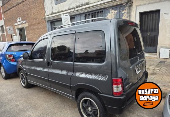 Utilitarios - Peugeot Partner patagonica 2013 Nafta - En Venta