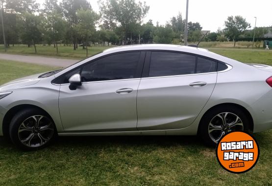 Autos - Chevrolet Cruze premier 2023 Nafta 19000Km - En Venta