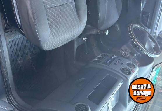 Utilitarios - Citroen Berlingo 2011 GNC 280000Km - En Venta