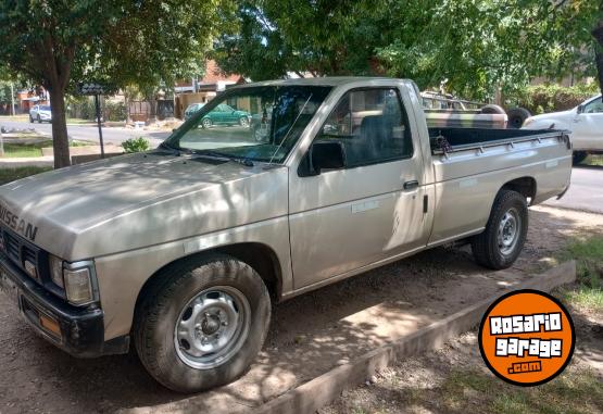 Camionetas - Nissan Nissan cabina simple D21 1997 Diesel 111111Km - En Venta